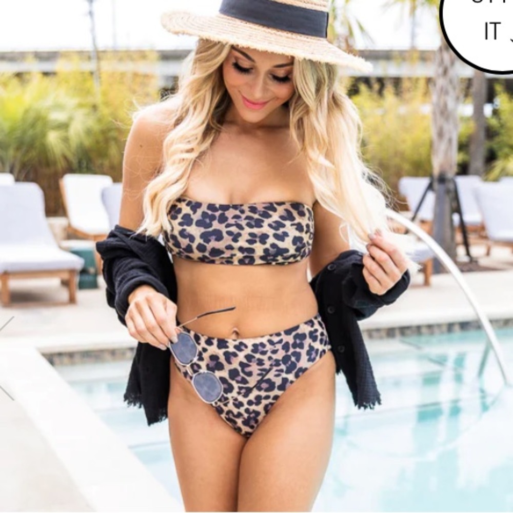 Pink Lily Envya Brand leopard two piece swim